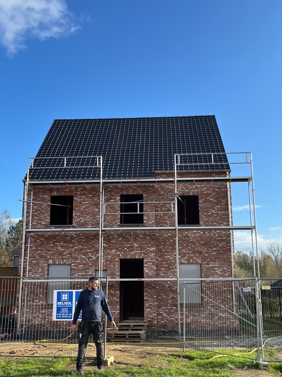 Gevelbekleding in hout en aluminium